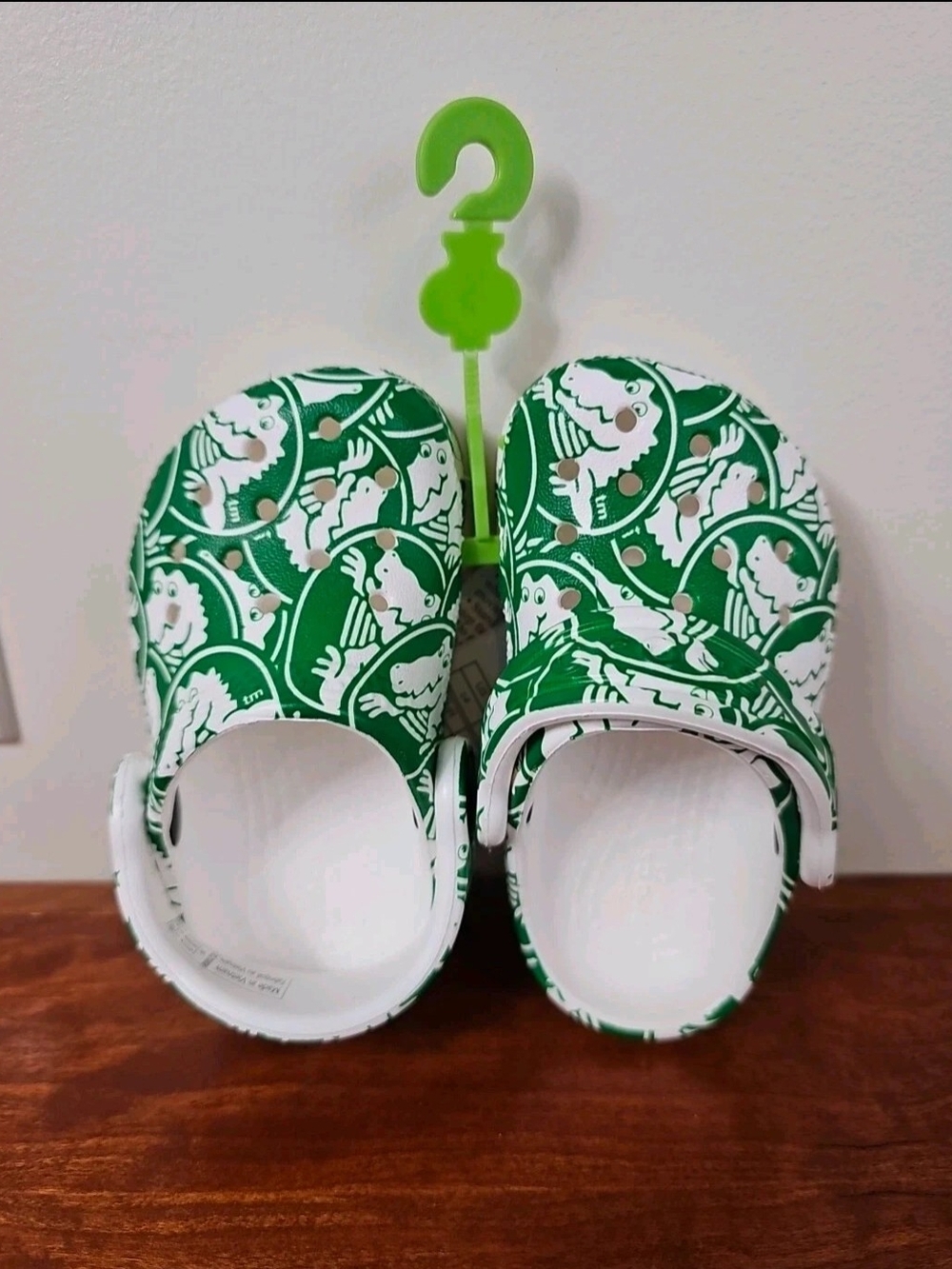 Crocs Green And White Logo Alligator Crocodile Toddler Slip On Clogs C4